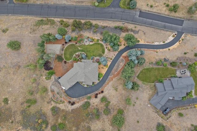 11812 S FAIRWAY RIDGE Ln, Spokane, WA 99224