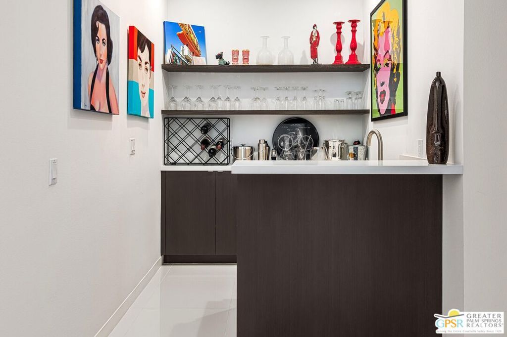 Image 10 of property listing at 1180 Los Robles Drive, Palm Springs, CA 92262