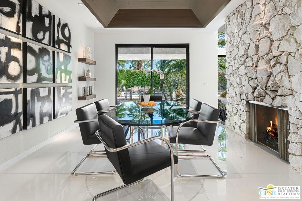 Image 15 of property listing at 1180 Los Robles Drive, Palm Springs, CA 92262