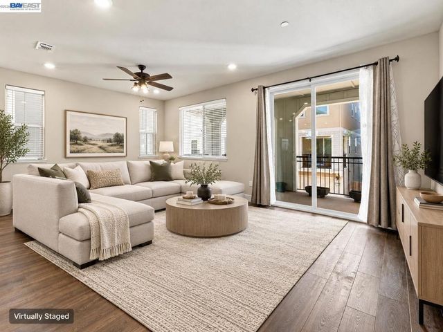 24217 2nd St, Hayward, CA 94541
