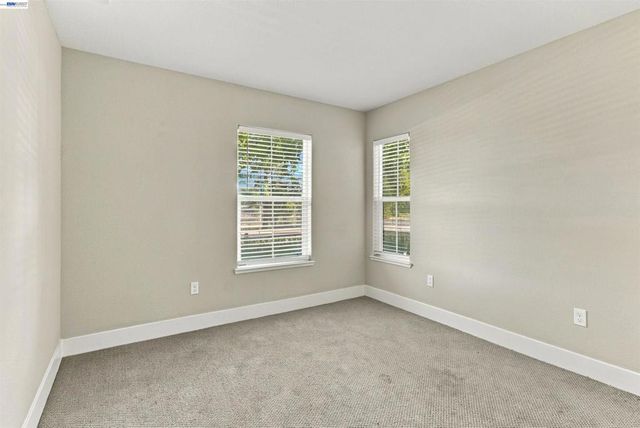 24217 2nd St, Hayward, CA 94541