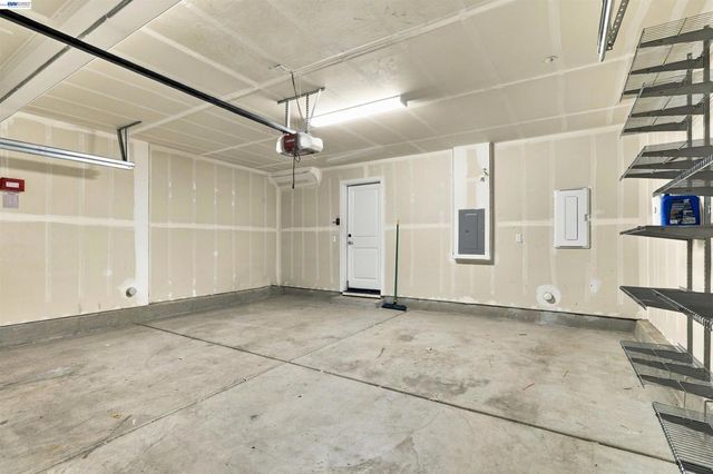 24217 2nd St, Hayward, CA 94541