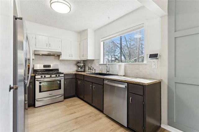 1245 Terramont Drive, Roswell, GA 30076