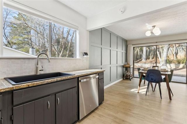 1245 Terramont Drive, Roswell, GA 30076