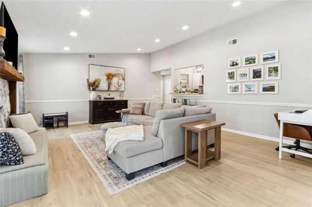 1245 Terramont Drive, Roswell, GA 30076