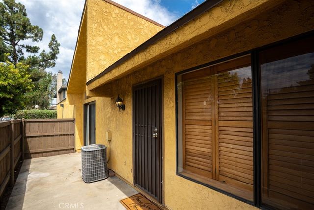 435 W 9th A3, Upland, CA 91786