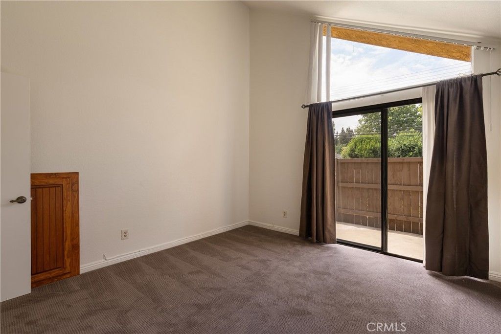 Image 20 of property listing at 435 W 9th A3, Upland, CA 91786