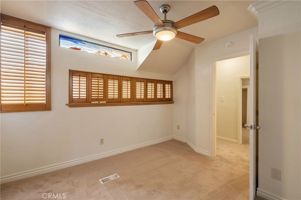 Image 24 of property listing at 435 W 9th A3, Upland, CA 91786