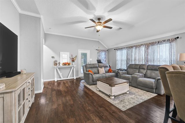 32345 Cypress Enclave Lane, Spring, TX 77386