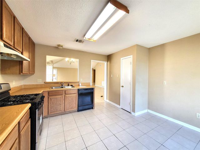 16026 Barbarossa Drive, Houston, TX 77083