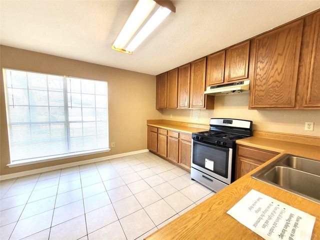 16026 Barbarossa Drive, Houston, TX 77083