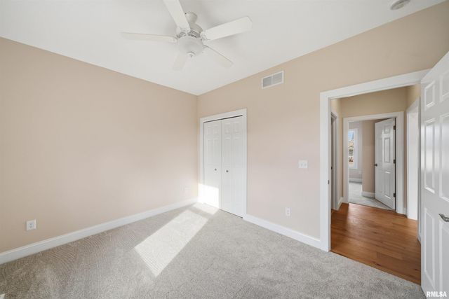 1304 W HILLCREST Drive, Chillicothe, IL 61523