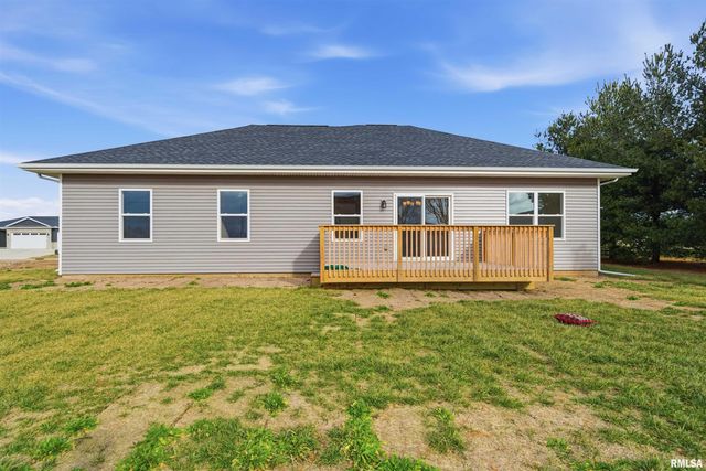 1304 W HILLCREST Drive, Chillicothe, IL 61523