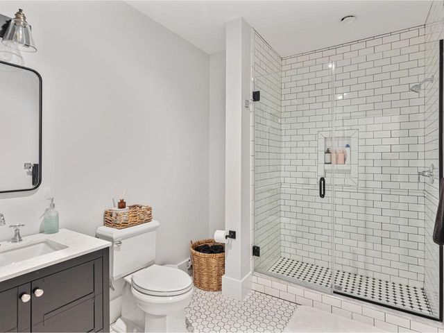 192 Governors Lane, Shelburne, VT 05482