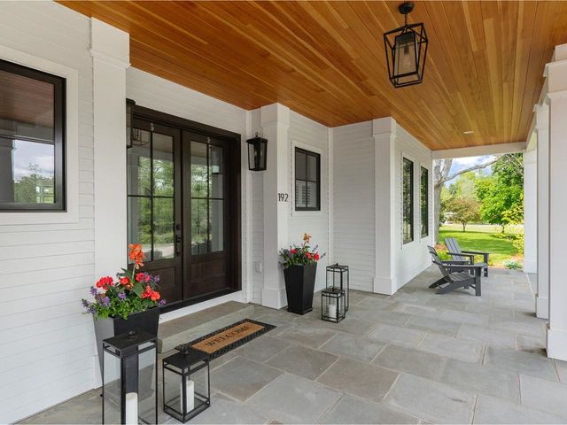 192 Governors Lane, Shelburne, VT 05482
