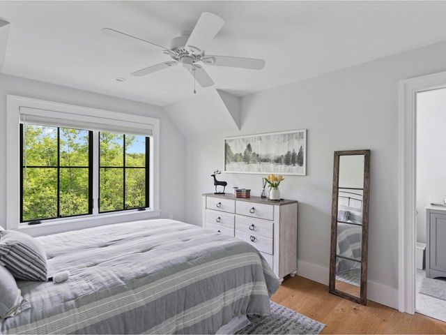 192 Governors Lane, Shelburne, VT 05482