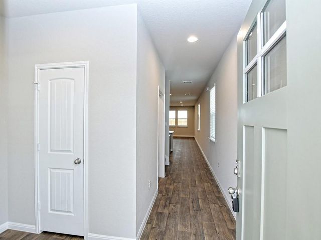 610 Roaring Fork LN, Bastrop, TX 78602