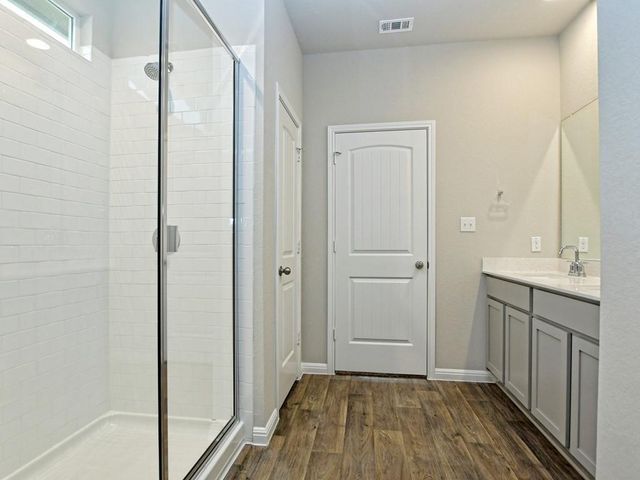 610 Roaring Fork LN, Bastrop, TX 78602