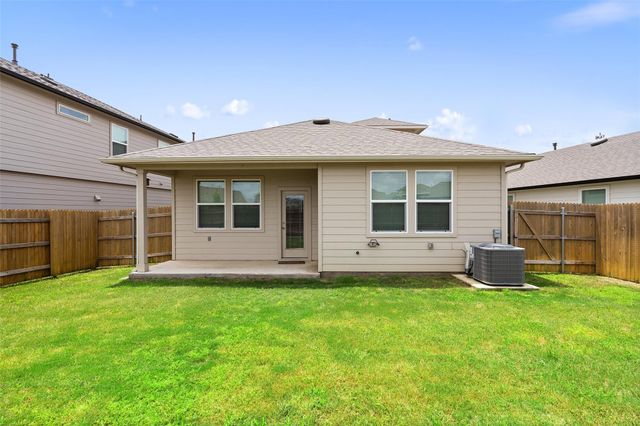 610 Roaring Fork LN, Bastrop, TX 78602