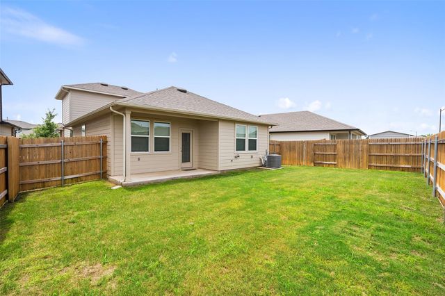 610 Roaring Fork LN, Bastrop, TX 78602