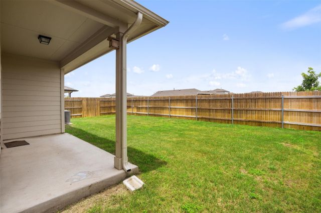 610 Roaring Fork LN, Bastrop, TX 78602