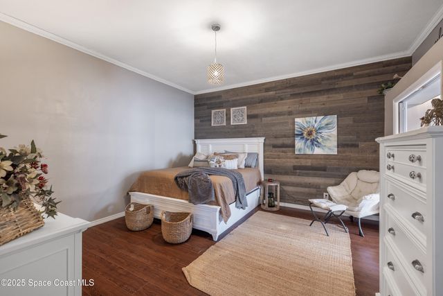 663 Sheridan Woods Drive, Melbourne, FL 32904