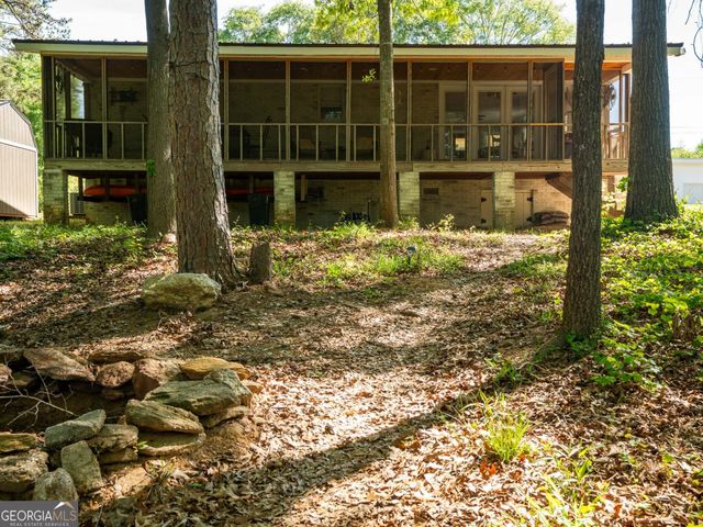 202 Forest Circle, Hartwell, GA 30643