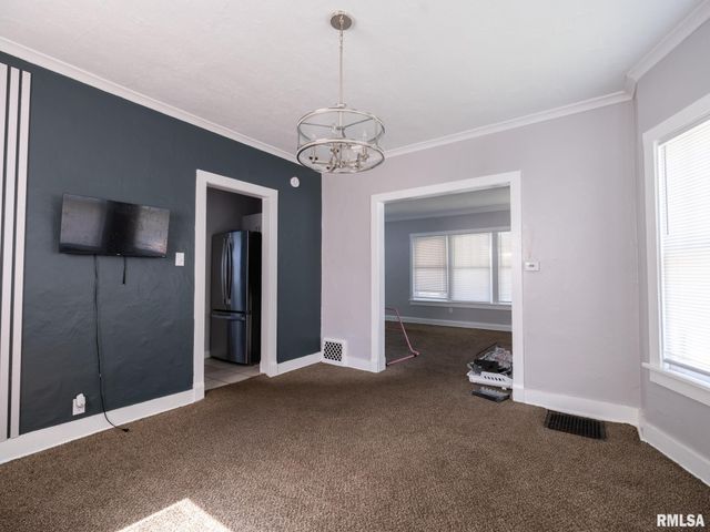 1808 W BRADLEY Avenue, Peoria, IL 61606