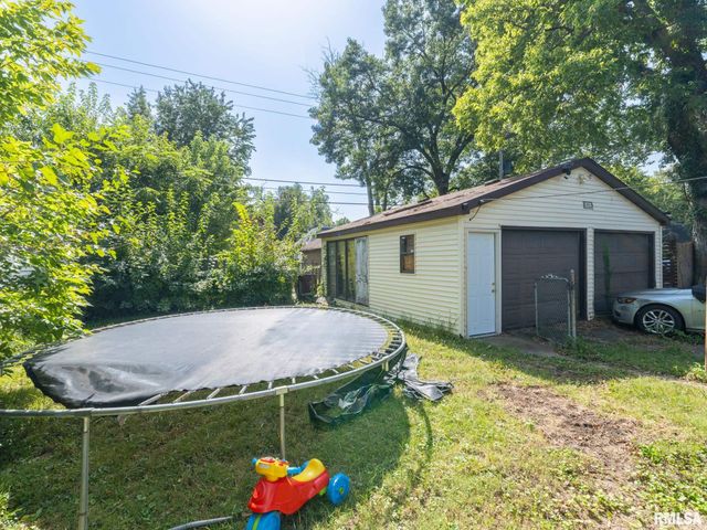 1808 W BRADLEY Avenue, Peoria, IL 61606