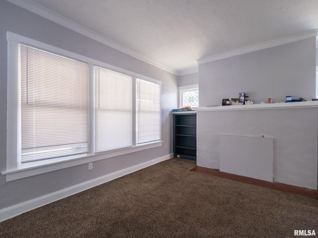 1808 W BRADLEY Avenue, Peoria, IL 61606