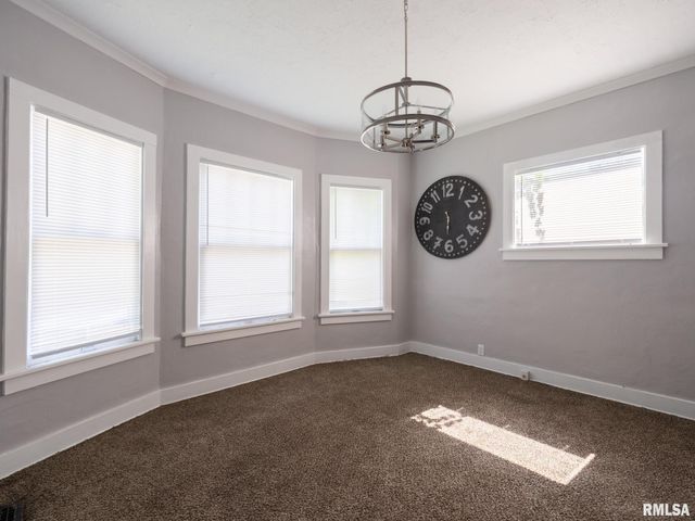 1808 W BRADLEY Avenue, Peoria, IL 61606