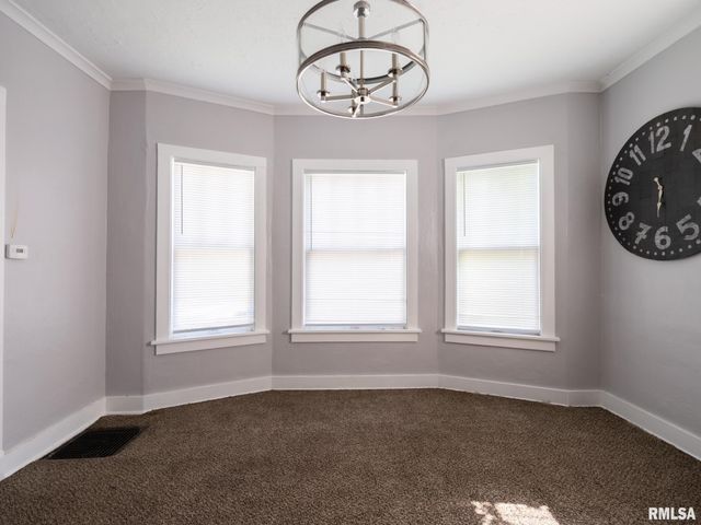 1808 W BRADLEY Avenue, Peoria, IL 61606
