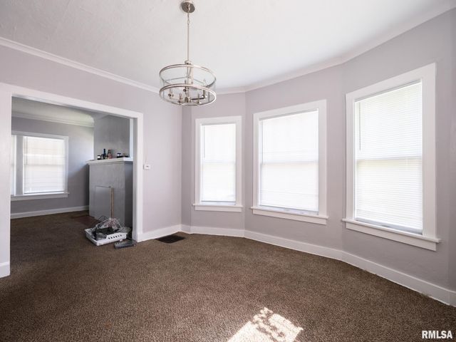 1808 W BRADLEY Avenue, Peoria, IL 61606
