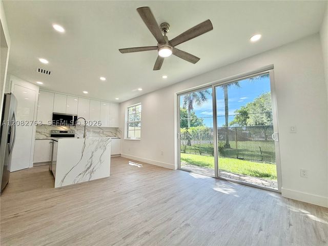 8452 SW 29th St 105, Miramar, FL 33025
