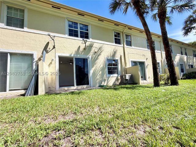 8452 SW 29th St 105, Miramar, FL 33025
