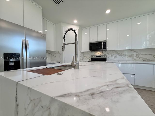 8452 SW 29th St 105, Miramar, FL 33025