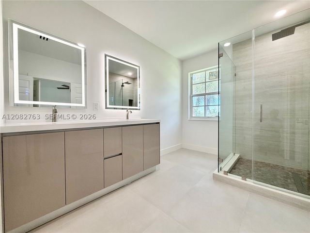 8452 SW 29th St 105, Miramar, FL 33025