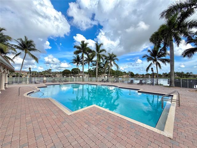 8452 SW 29th St 105, Miramar, FL 33025