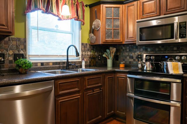 2714 Park West Dr, Cookeville, TN 38501