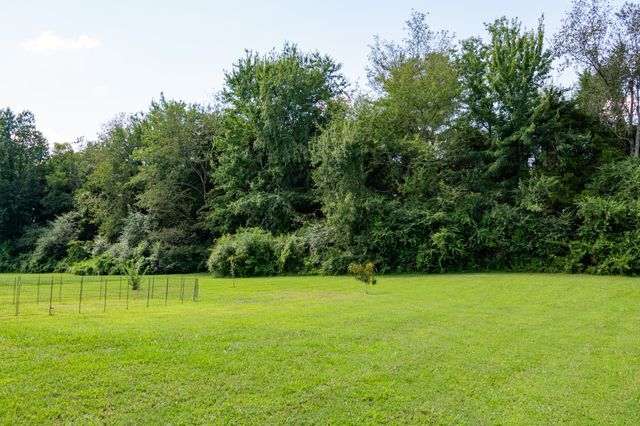 2714 Park West Dr, Cookeville, TN 38501