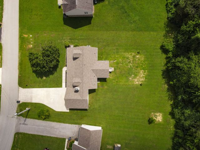 2714 Park West Dr, Cookeville, TN 38501