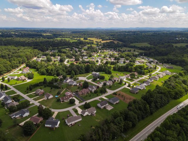 2714 Park West Dr, Cookeville, TN 38501