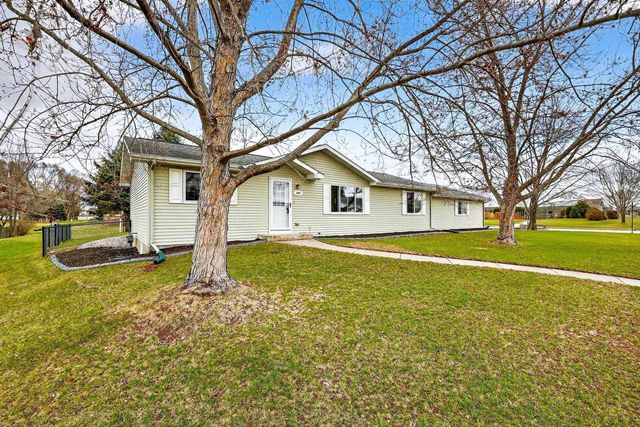 204 Westcott Street, Pardeeville, WI 53954