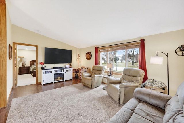 204 Westcott Street, Pardeeville, WI 53954