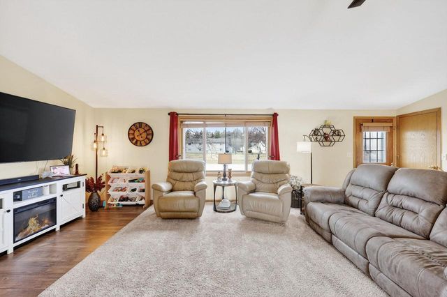 204 Westcott Street, Pardeeville, WI 53954