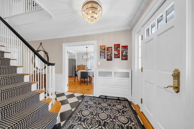 8 Chestnut St, Andover, MA 01810