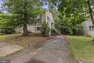 320 JUNIPER DR, Etters, PA 17319
