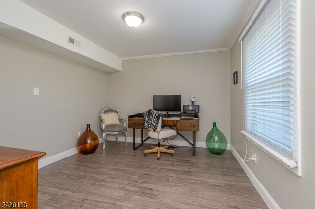 60 Midvale Ln, Willingboro Twp., NJ 08046