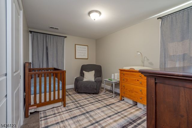 60 Midvale Ln, Willingboro Twp., NJ 08046