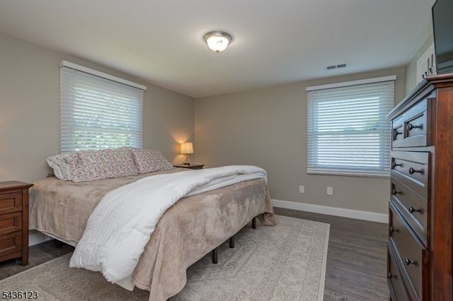 60 Midvale Ln, Willingboro Twp., NJ 08046